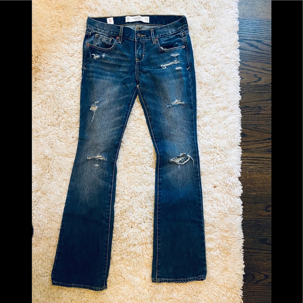 American Eagle distressed jeans, Size 00